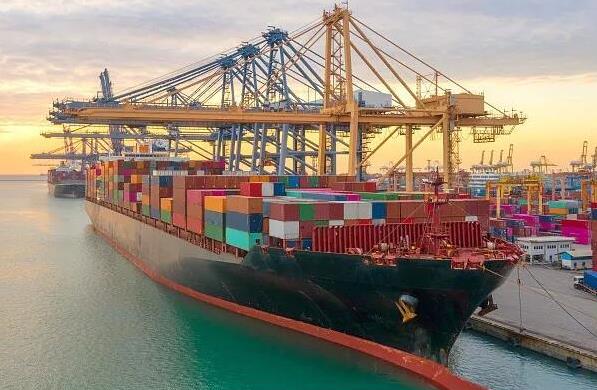 美國(guó)海運(yùn)物流面臨的挑戰(zhàn)是什么？應(yīng)對(duì)措施有哪些？