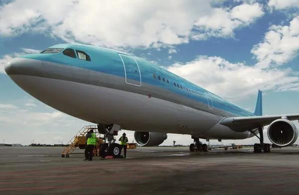 馬來西亞空運貨代行業(yè)的挑戰(zhàn)與應對措施有哪些？